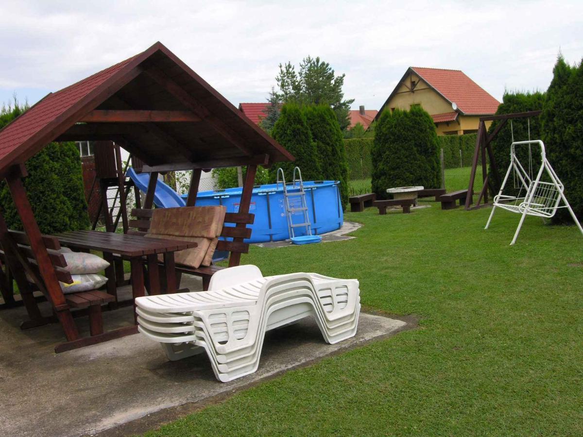 Holiday Home In Balatonmariafuerdo 19426 Exterior foto